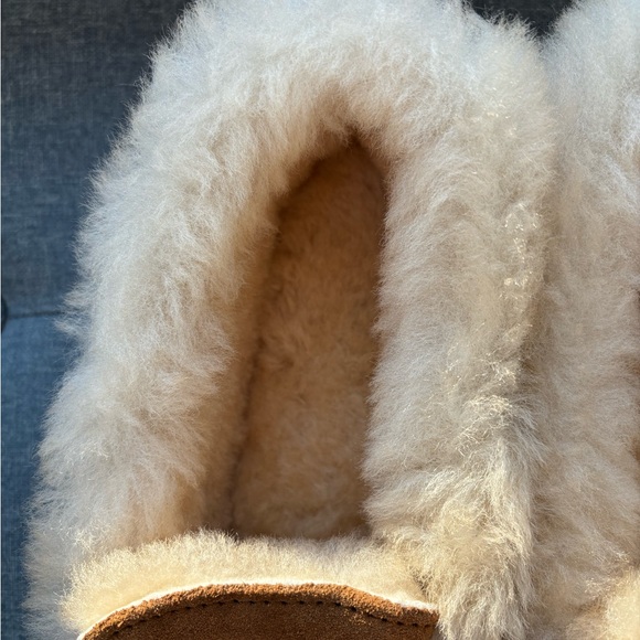 Alpine Sheepskin Moc Golden Tan - Picture 3 of 7